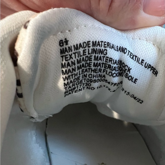 Universal Thread Leopard Shoe - Picture 7 of 7